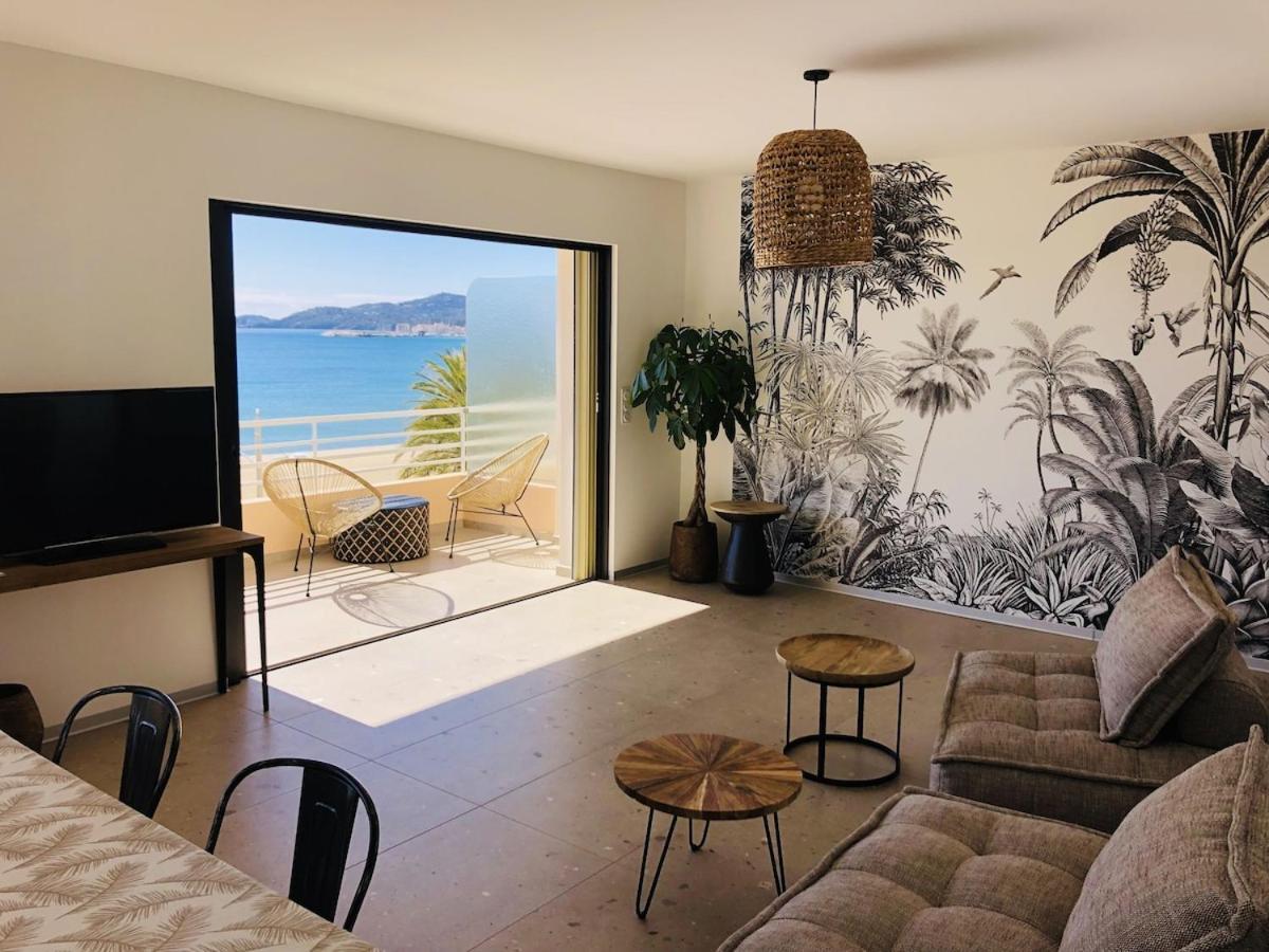 Appartement T3 Lumineux Traversant Totalement Neuf En Face De La Plage Front De Mer Vue Sur Les Iles Vue Mer Panoramique Assuree Residence De La Plage Centre Ville Du Lavandou 3Eme Etage Avec Ascenseur Appartement T3 Le Lavandou Extérieur photo