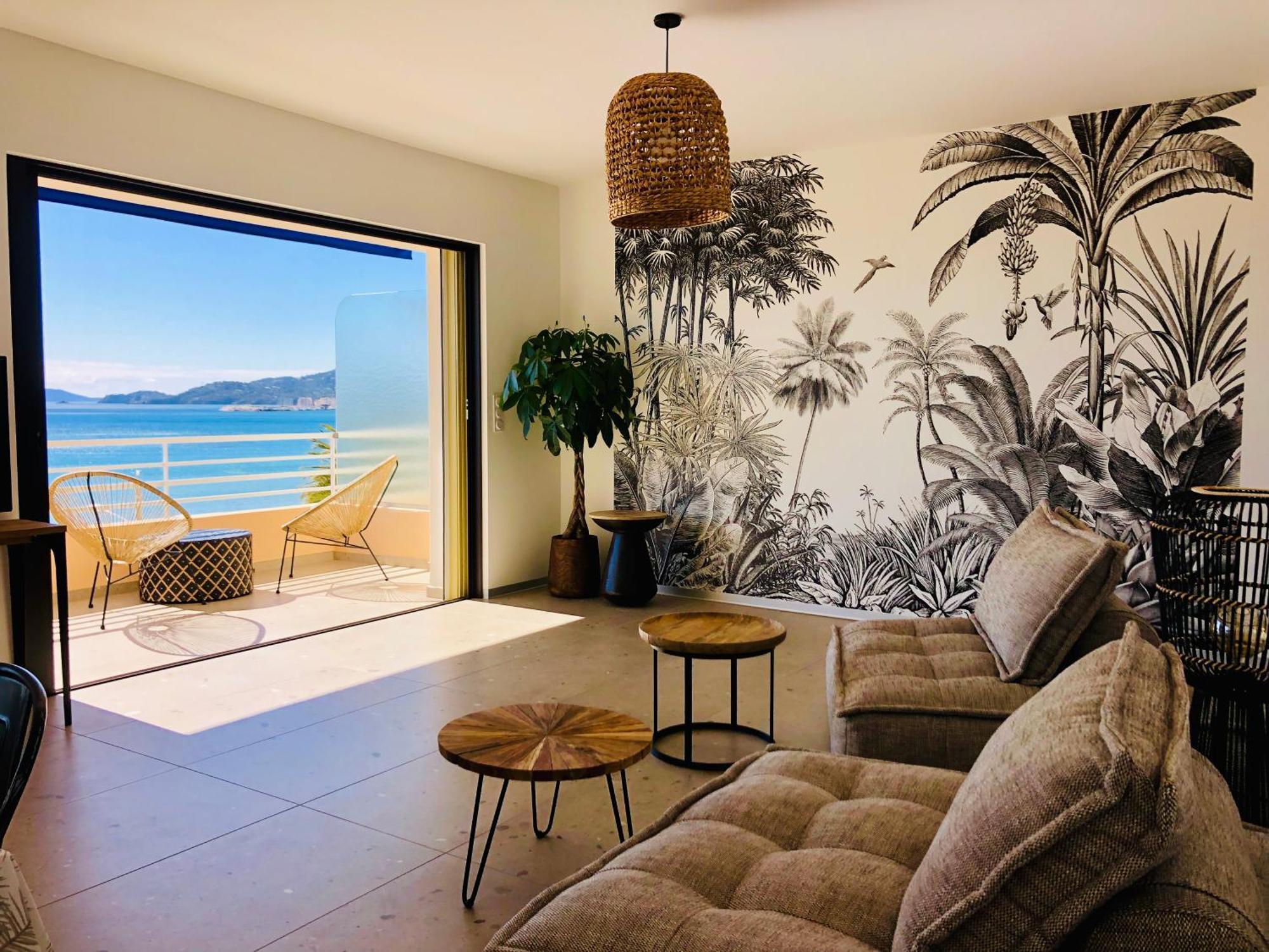 Appartement T3 Lumineux Traversant Totalement Neuf En Face De La Plage Front De Mer Vue Sur Les Iles Vue Mer Panoramique Assuree Residence De La Plage Centre Ville Du Lavandou 3Eme Etage Avec Ascenseur Appartement T3 Le Lavandou Extérieur photo